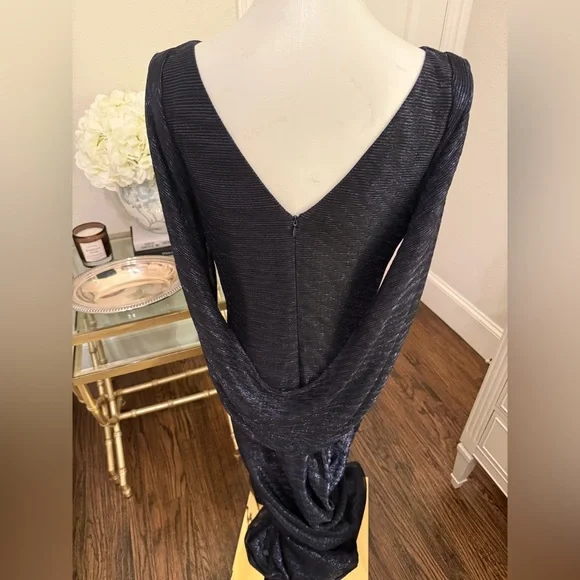 Betsy & Adam Cape Sleeve Metallic Crinkle Gown
W24 - Picture 6 of 8